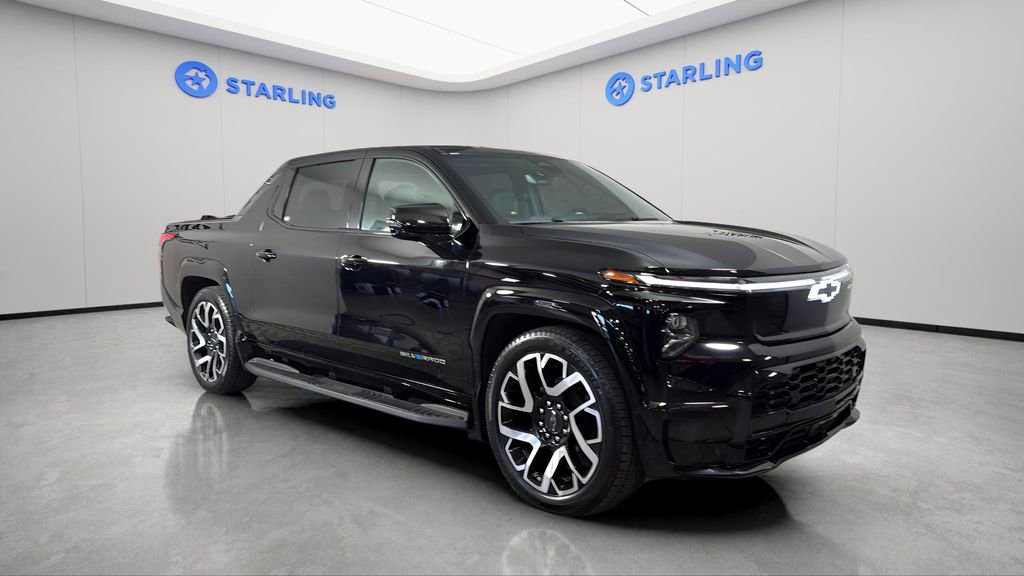 Certified 2024 Chevrolet Silverado EV RST image 15