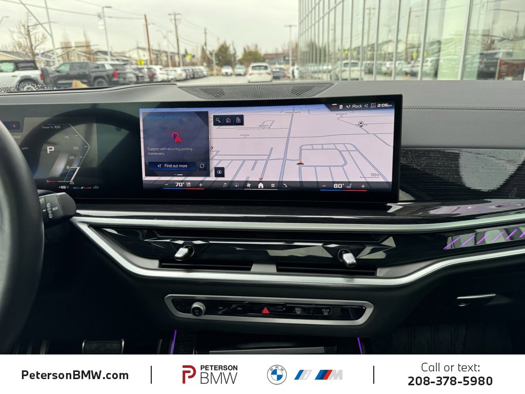 Used 2025 BMW X7 M60i image 11