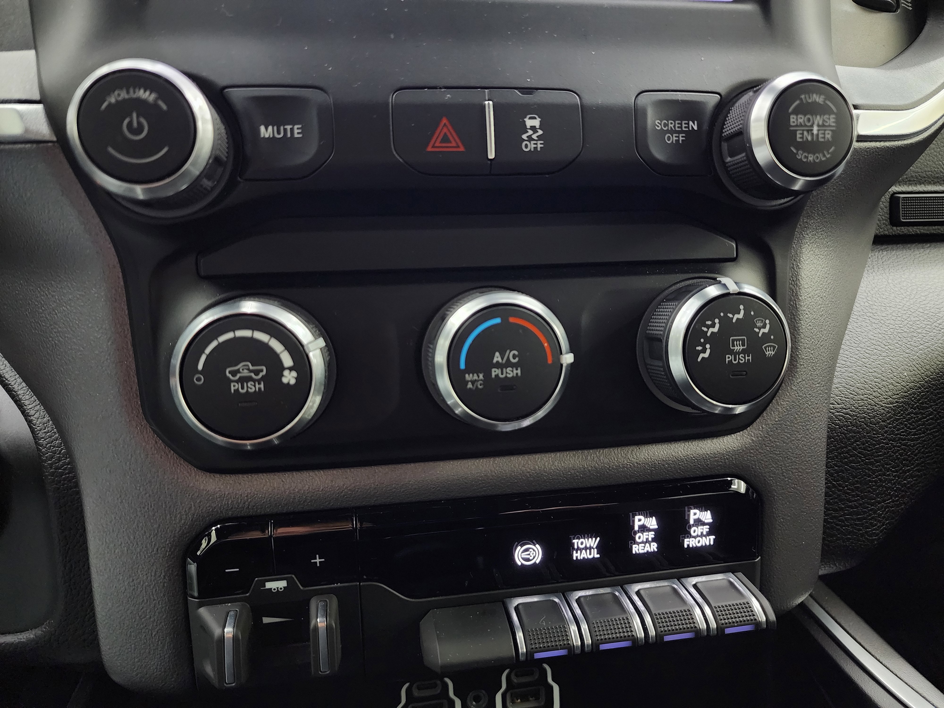 Used 2022 RAM 2500 Big Horn w/ Night Edition image 46