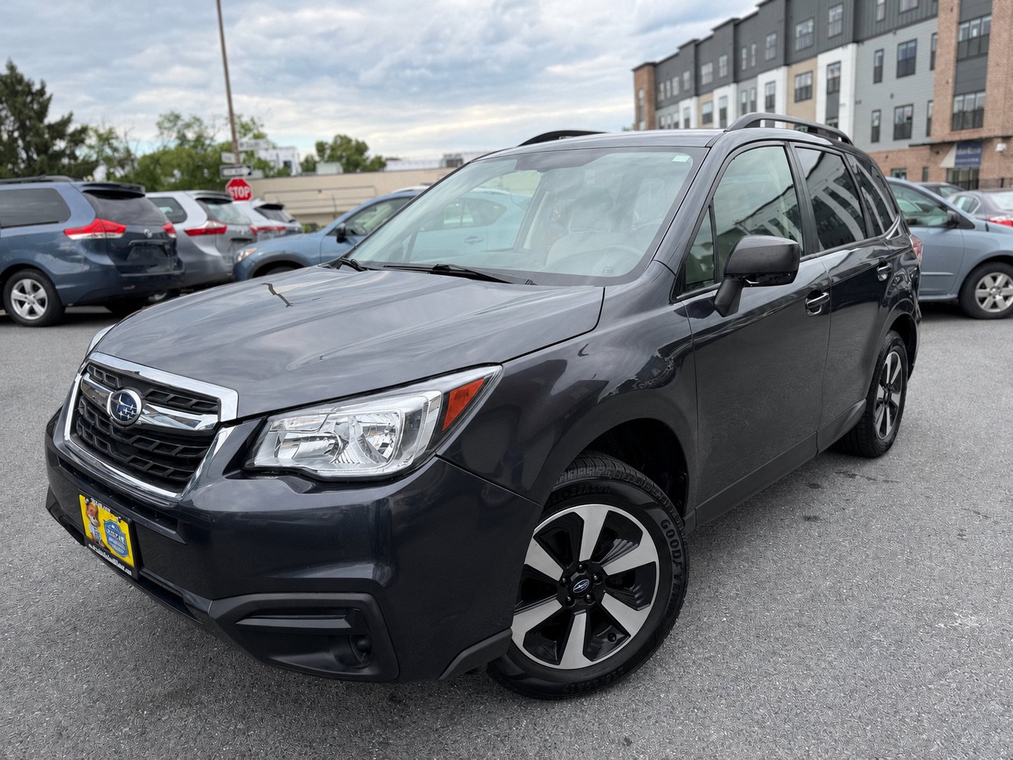 Used 2017 Subaru Forester 2.5i w/ Alloy Wheel Package AWD/4WD image 3