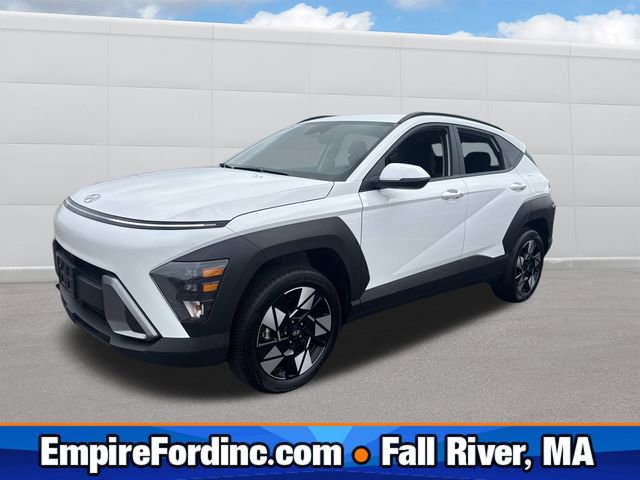 Used 2025 Hyundai Kona SEL image 1