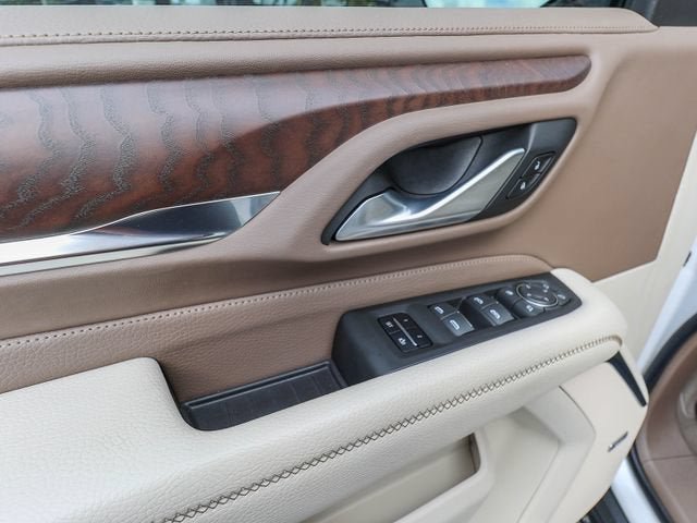 Used 2022 GMC Yukon XL Denali RWD image 14