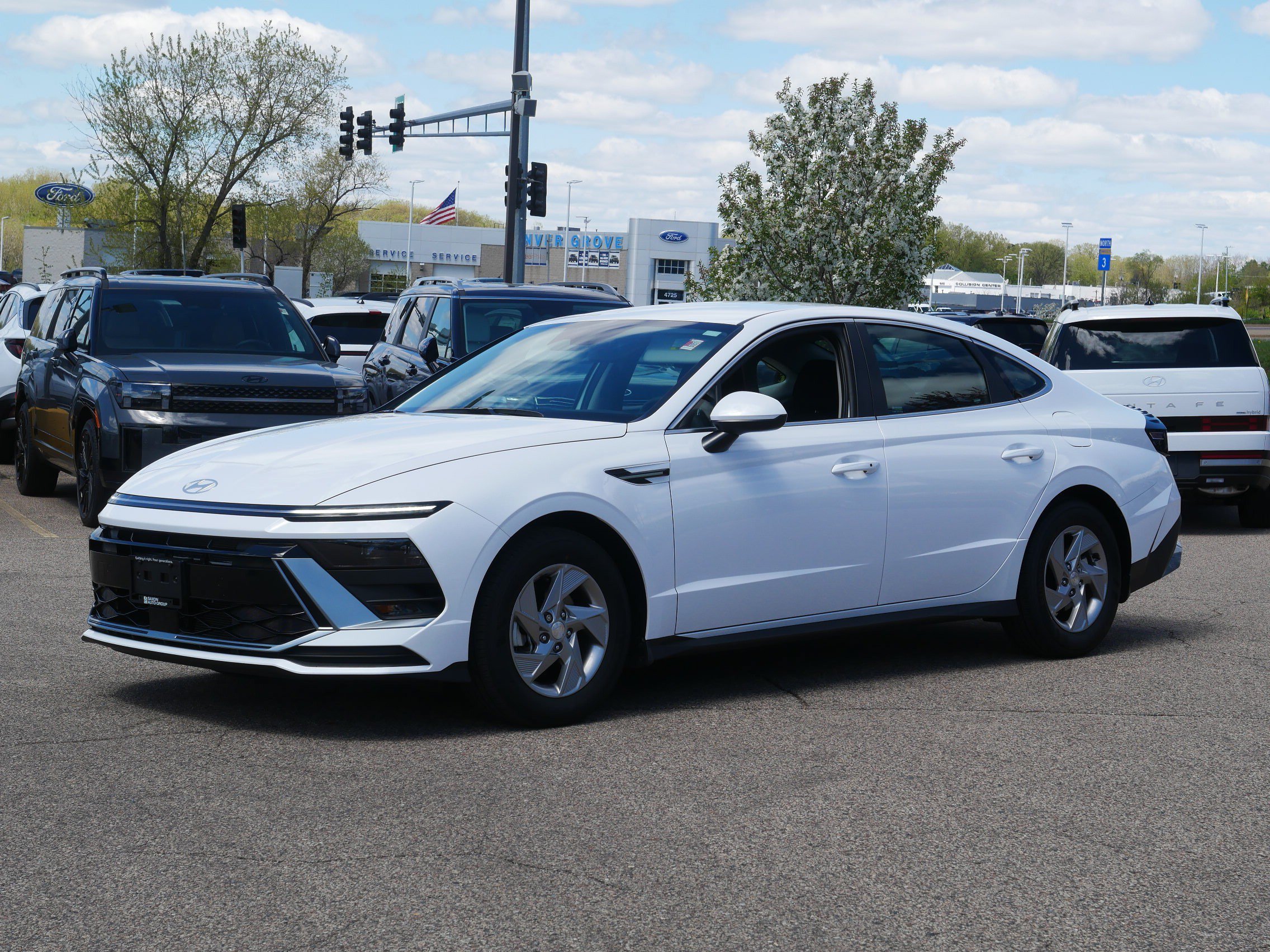 Certified 2025 Hyundai Sonata SE FWD image 2