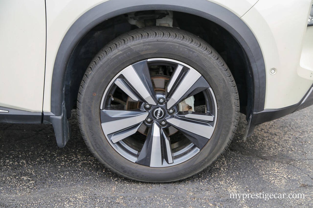 Used 2022 Nissan Rogue SL w/ SL Premium Package AWD/4WD image 11