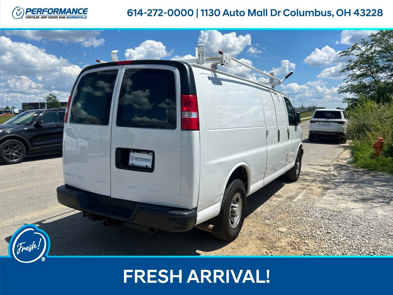 Used 2018 Chevrolet Express 2500 Extended RWD image 4