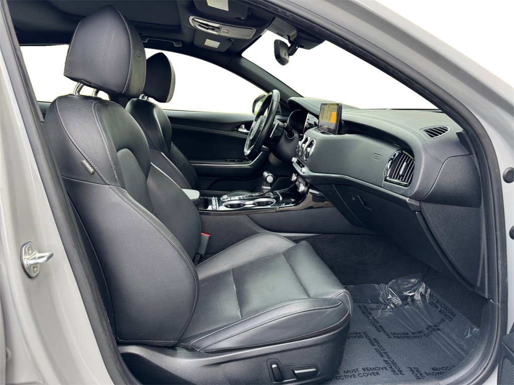 Used 2022 Kia Stinger GT-Line w/ Sun & Sound Package image 18