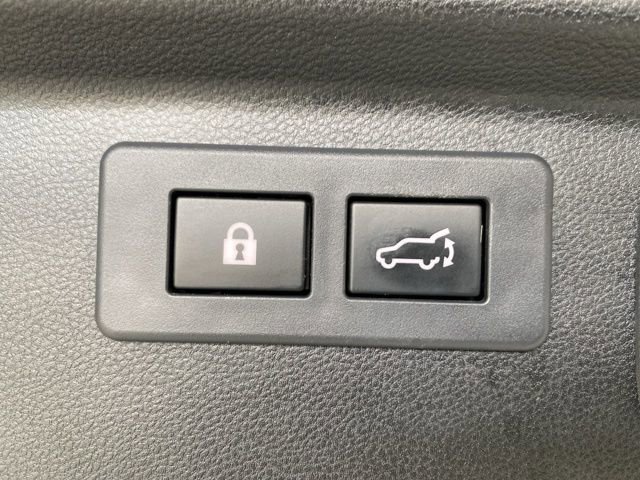 Used 2022 Subaru Forester Limited image 8