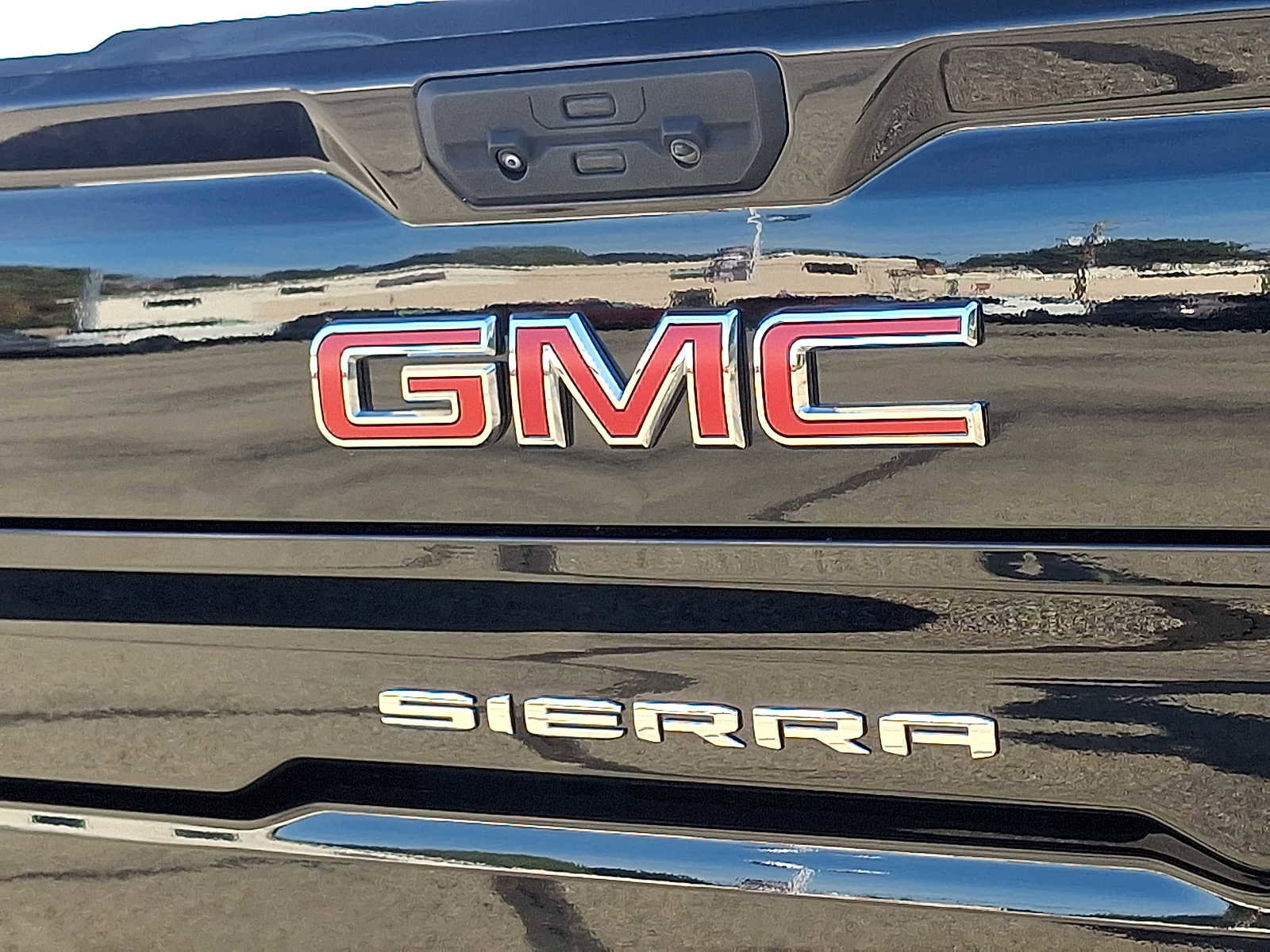 Certified 2023 GMC Sierra 1500 SLT w/ SLT Convenience Package image 30