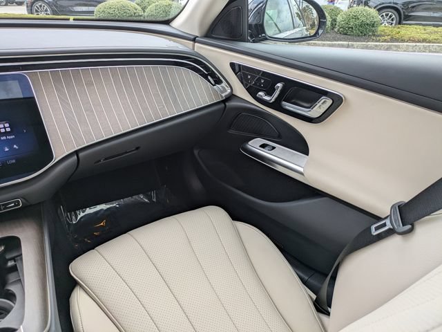 Used 2025 Mercedes-Benz E 350 Sedan image 17