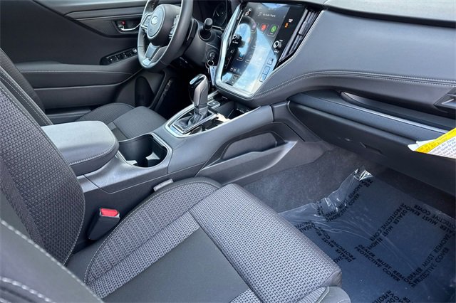 Used 2025 Subaru Outback Premium w/ Popular Package #1A image 18
