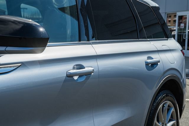 Used 2022 Lincoln Corsair AWD w/ Premium Package image 15