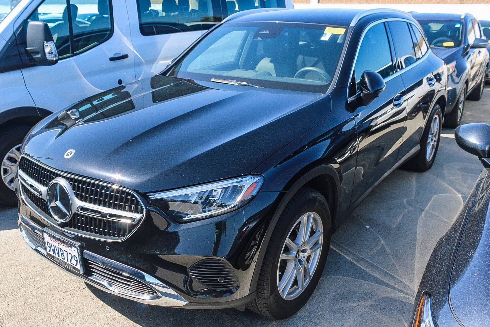 Used 2025 Mercedes-Benz GLC 300 image 6