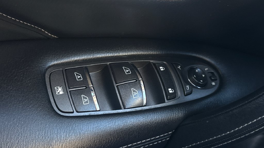 Used 2021 INFINITI QX80 Luxe AWD/4WD image 38