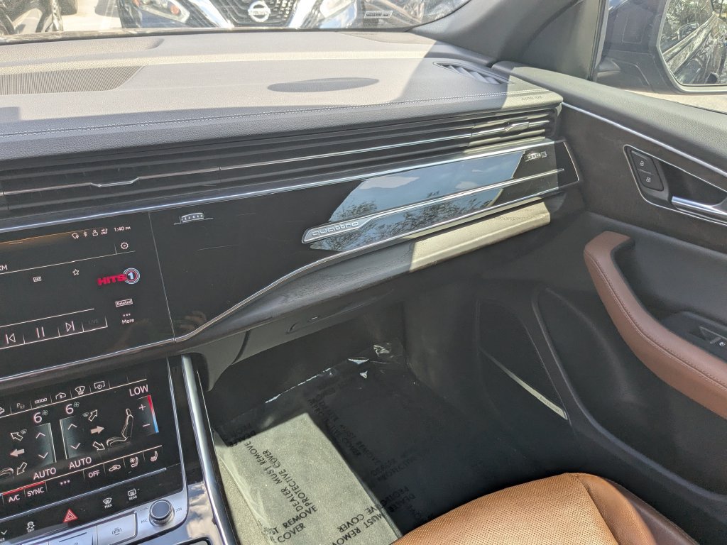 Used 2023 Audi Q8 Prestige AWD/4WD image 4