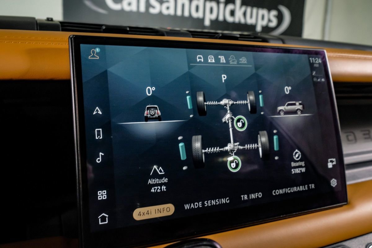 Used 2023 Land Rover Defender 110 X image 28