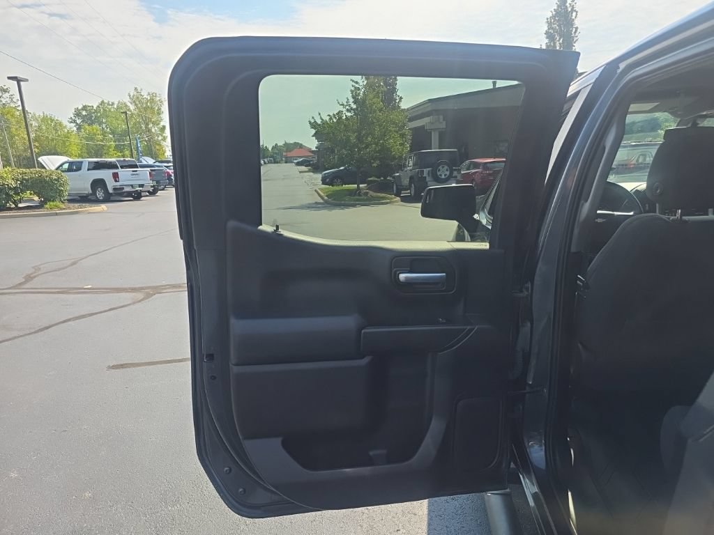 Used 2020 Chevrolet Silverado 1500 LT w/ All-Star Edition AWD/4WD image 23