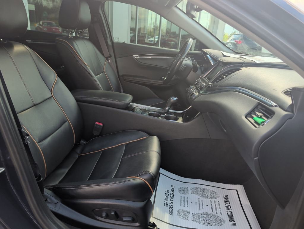 Used 2017 Chevrolet Impala Premier w/ Enhanced Convenience Package image 22