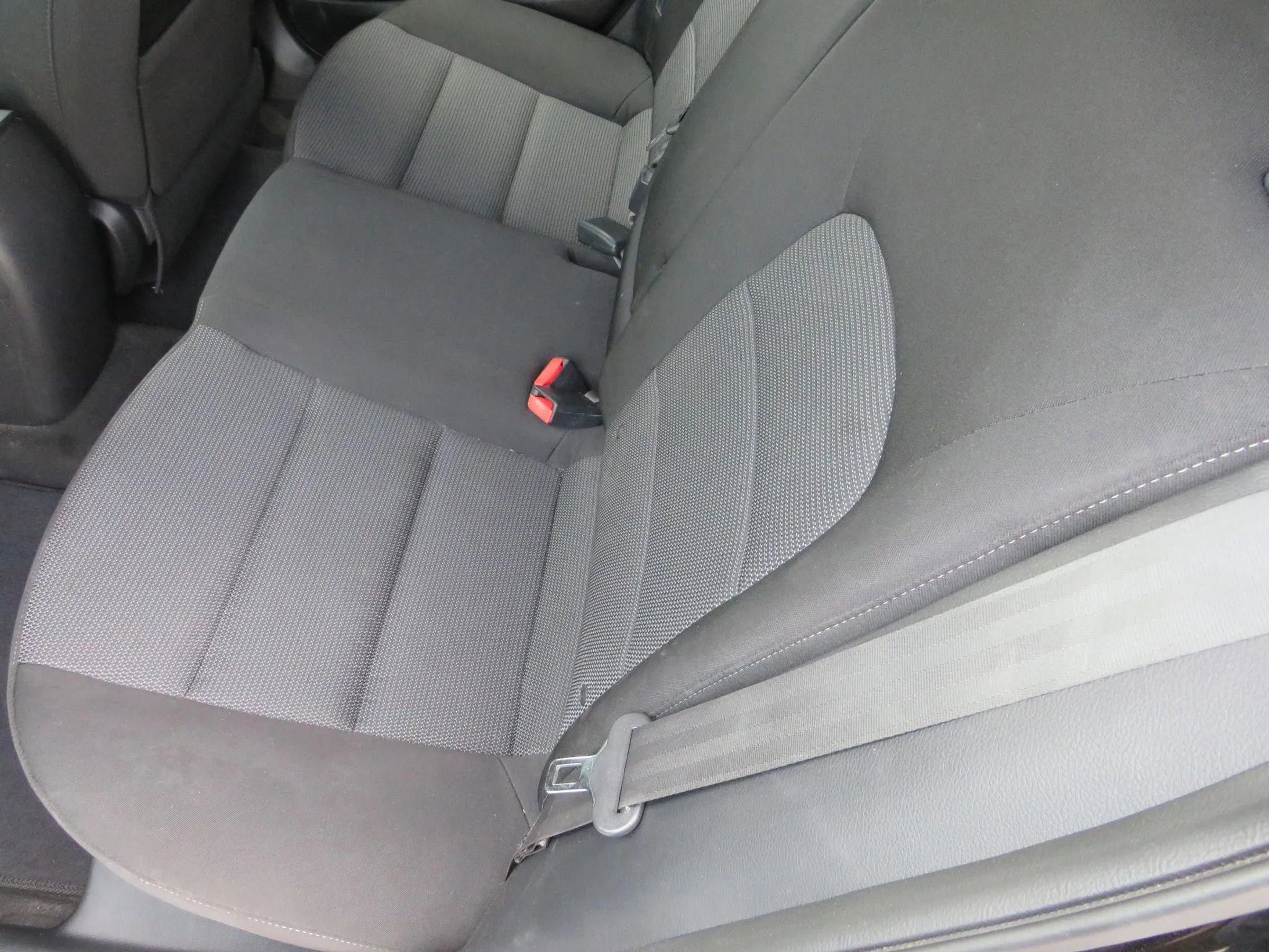 Used 2017 Kia Forte LX image 37