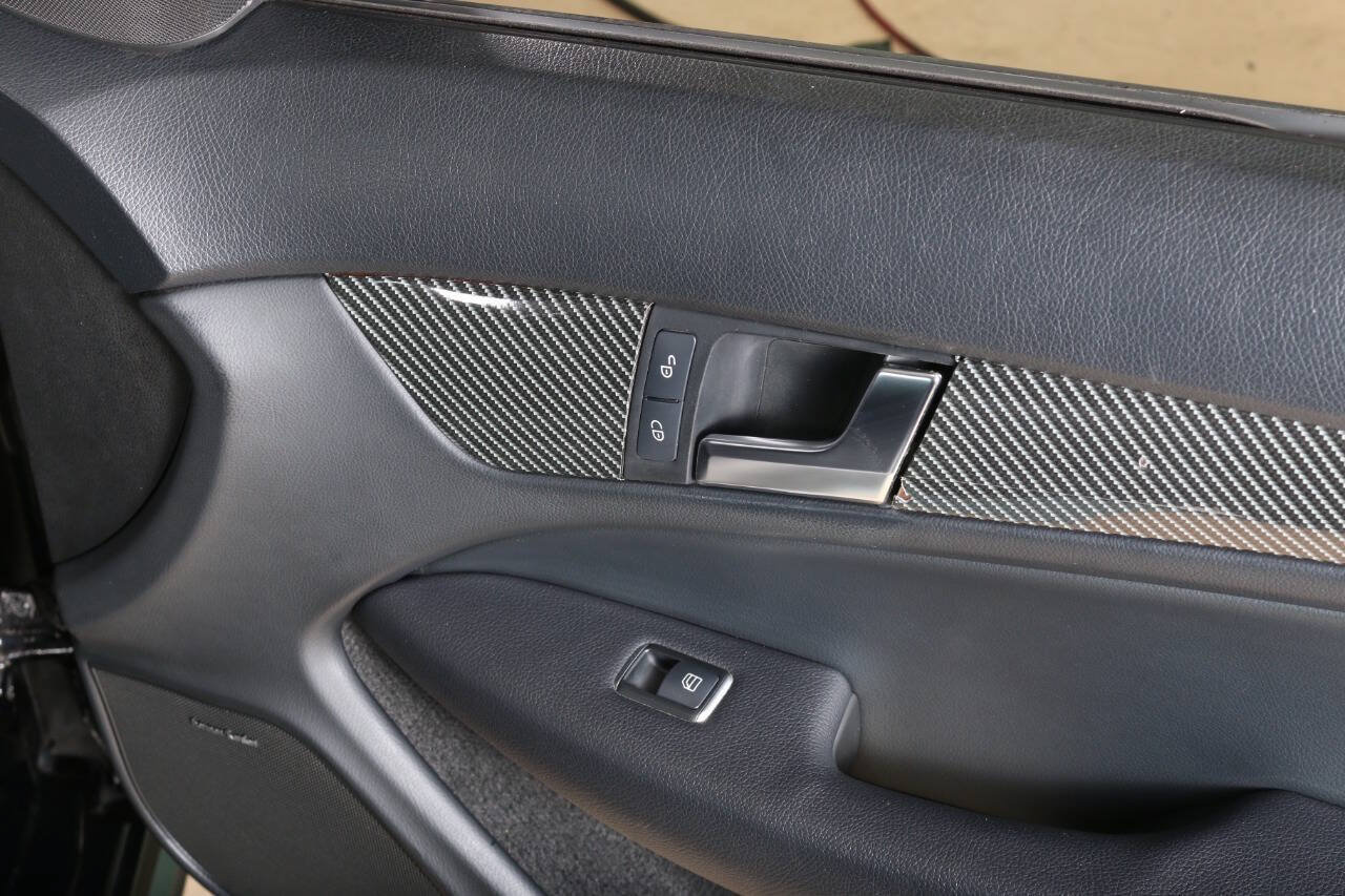 Used 2013 Mercedes-Benz C 63 AMG Coupe w/ Multimedia Pkg image 44