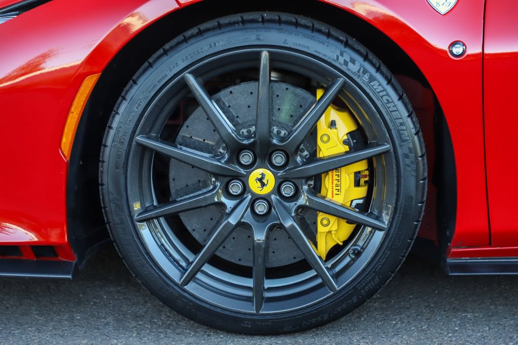 Certified 2022 Ferrari F8 Tributo RWD image 23