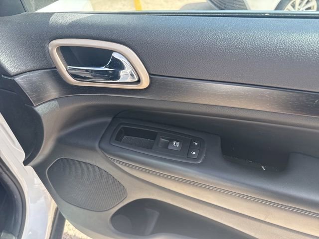 Used 2014 Jeep Grand Cherokee Laredo w/ Quick Order Package 23E RWD image 15