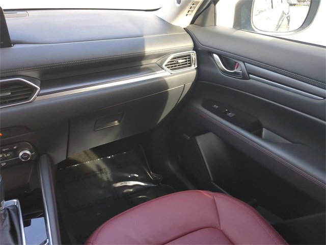 Used 2021 MAZDA CX-5 Carbon Edition image 17