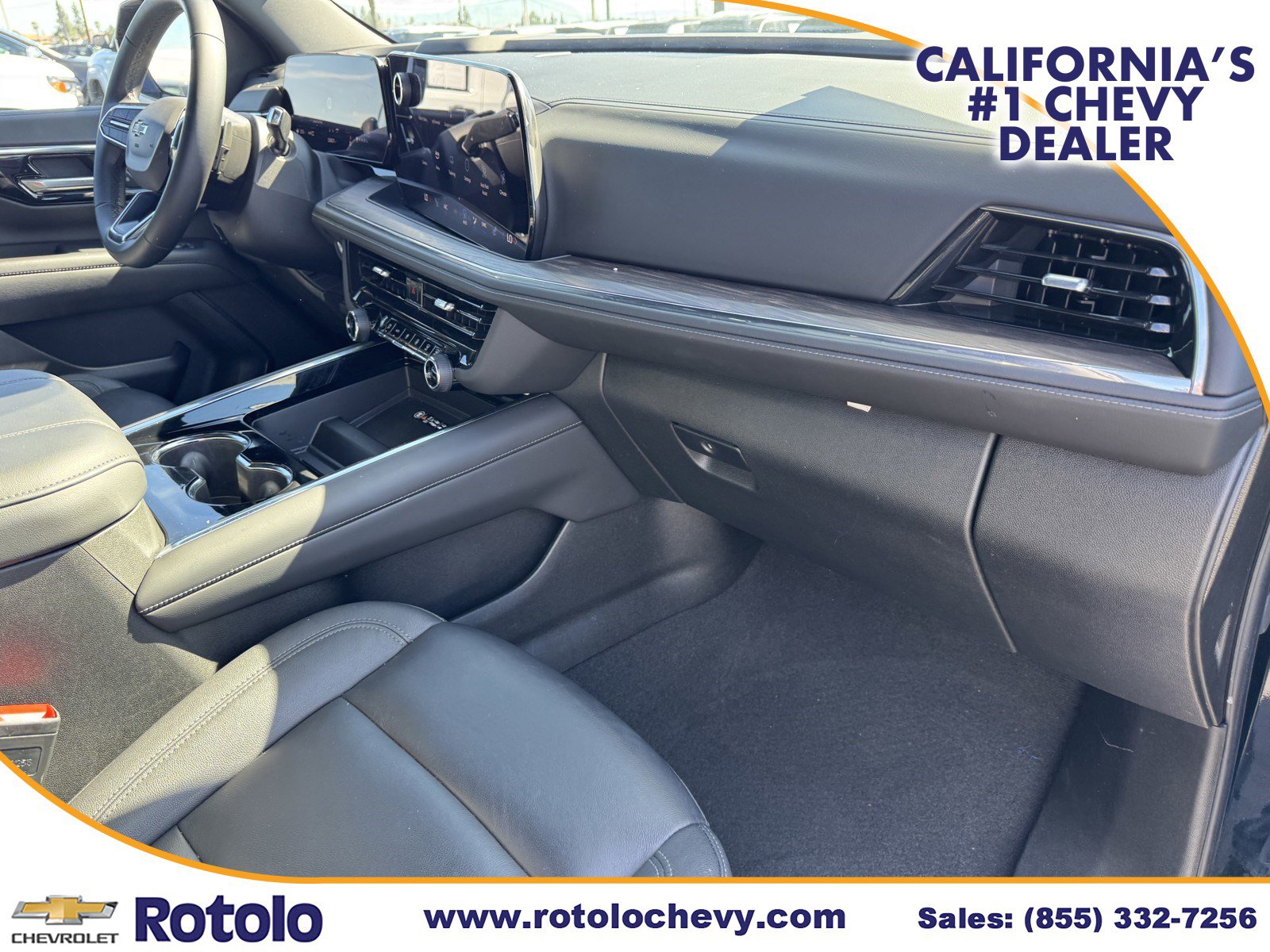 Used 2025 Chevrolet Suburban Z71 image 7