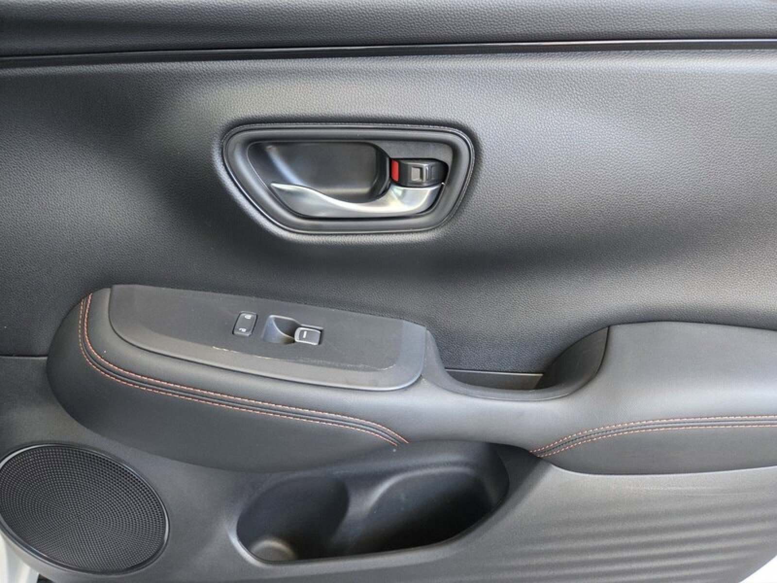 Used 2025 Honda HR-V Sport image 21