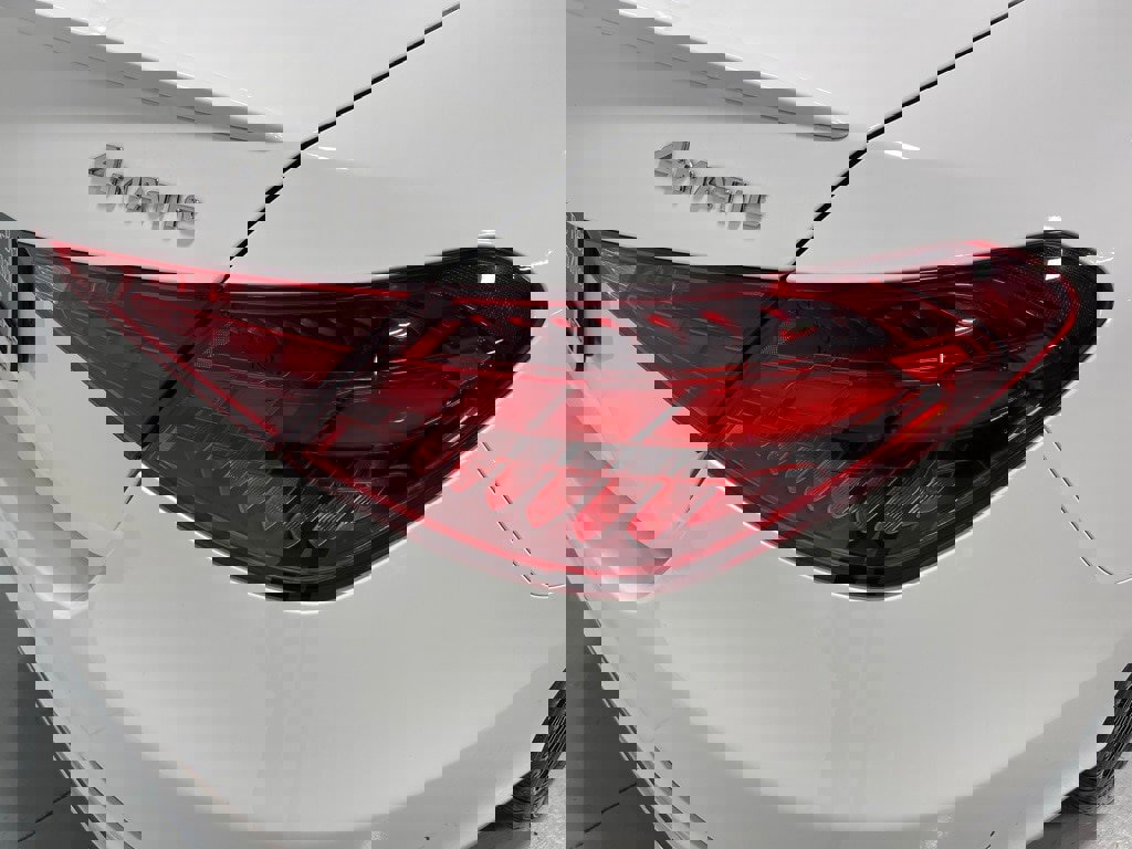 Used 2022 Mercedes-Benz C 300 C 300 image 14