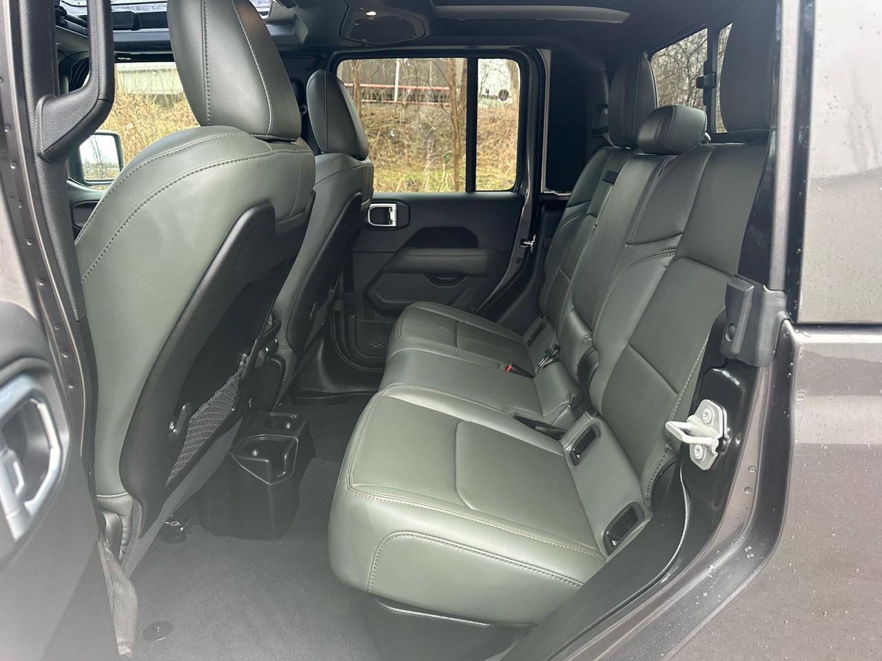 Used 2024 Jeep Gladiator Mojave image 10