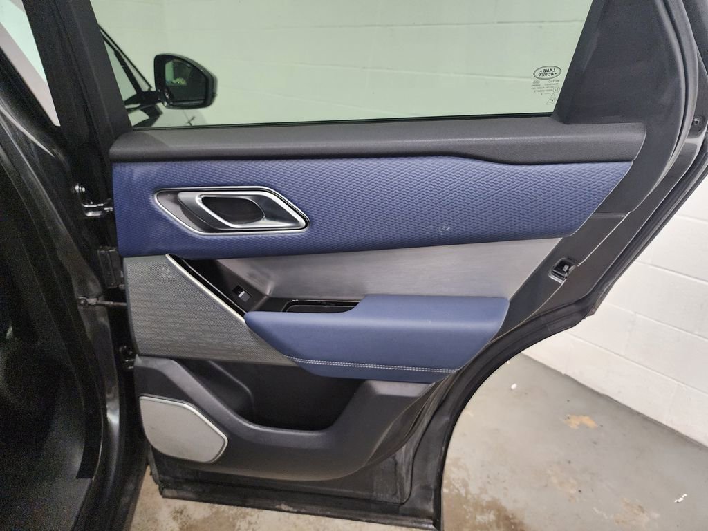 Used 2023 Land Rover Range Rover Velar R-Dynamic S AWD/4WD image 29