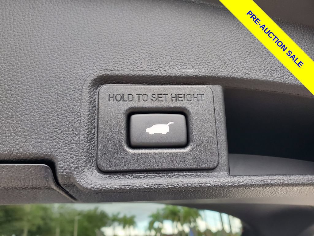 Used 2026 Acura RDX SH-AWD image 9