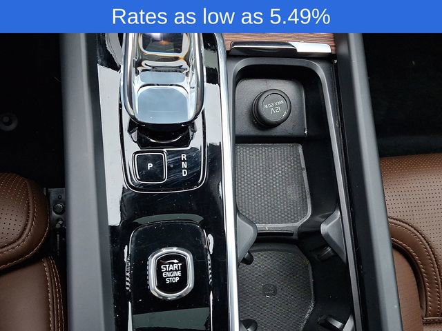 Certified 2023 Volvo XC60 T8 Ultimate image 17