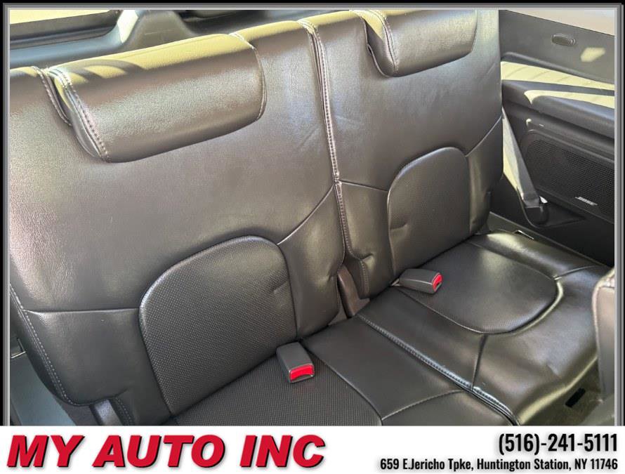Used 2011 Nissan Pathfinder LE w/ Navigation Pkg image 33