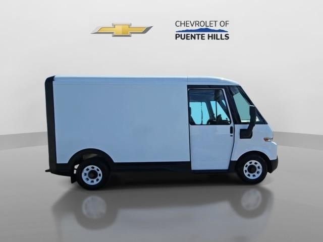 New 2025 Chevrolet Brightdrop 400 w/ Power Door Package AWD/4WD image 9