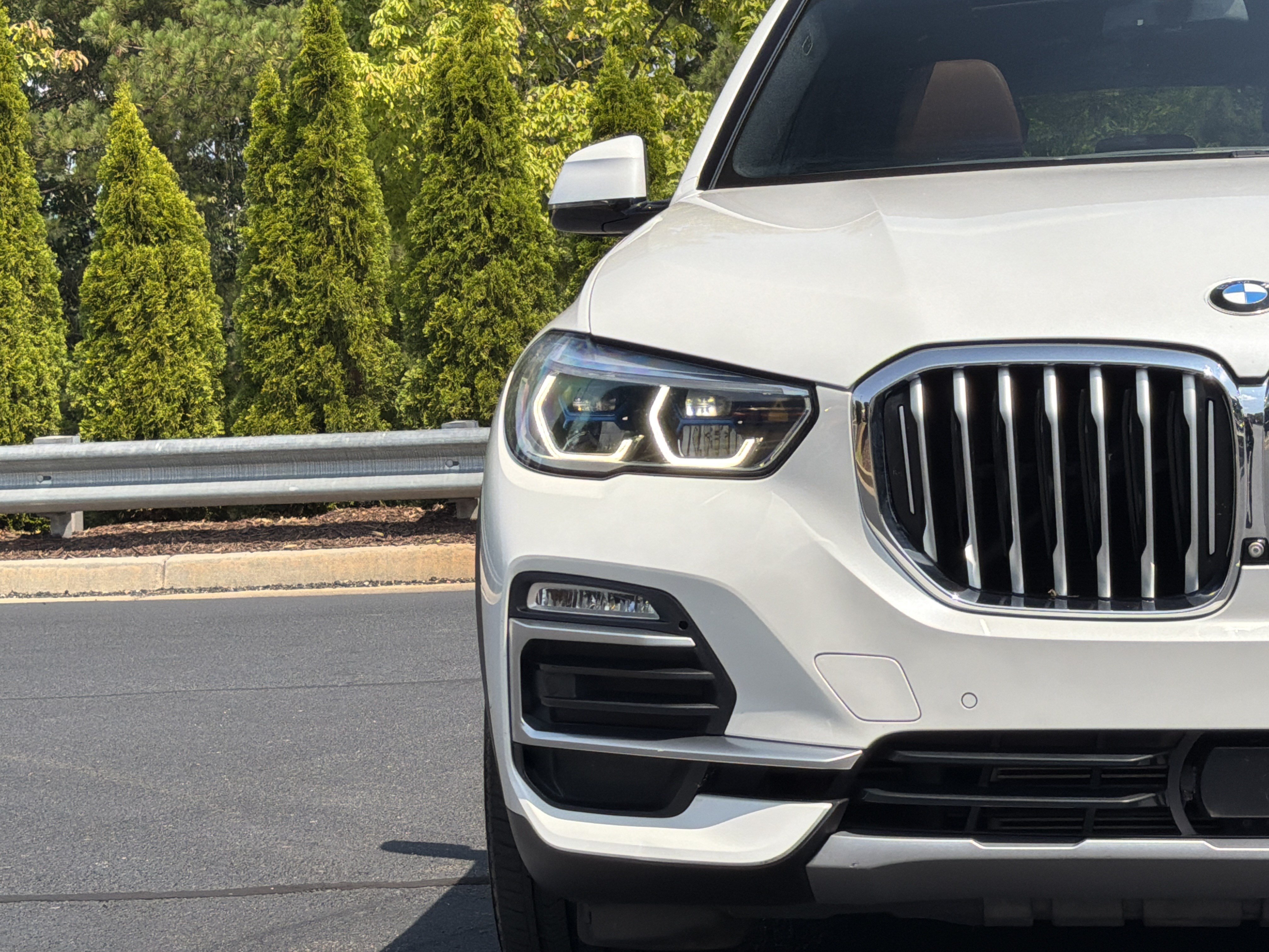 Used 2019 BMW X5 xDrive40i w/ Premium Package AWD/4WD image 18