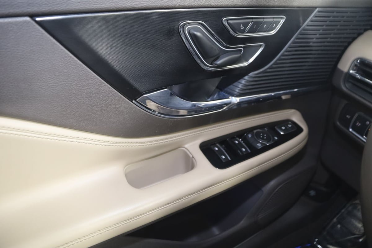 Used 2020 Lincoln Corsair AWD w/ Equipment Group 101A image 31