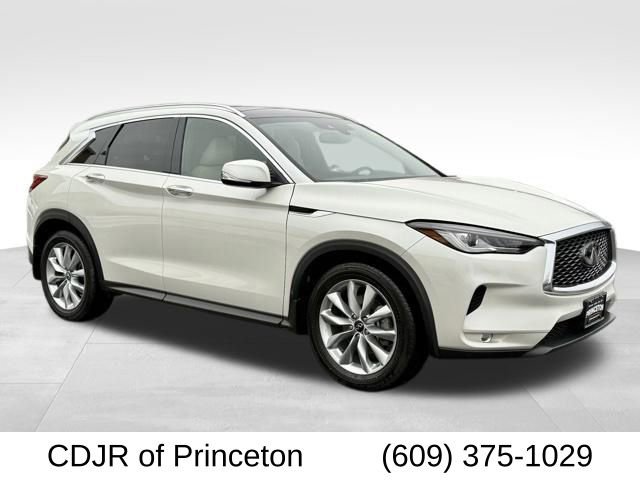 Used 2022 INFINITI QX50 Luxe image 1