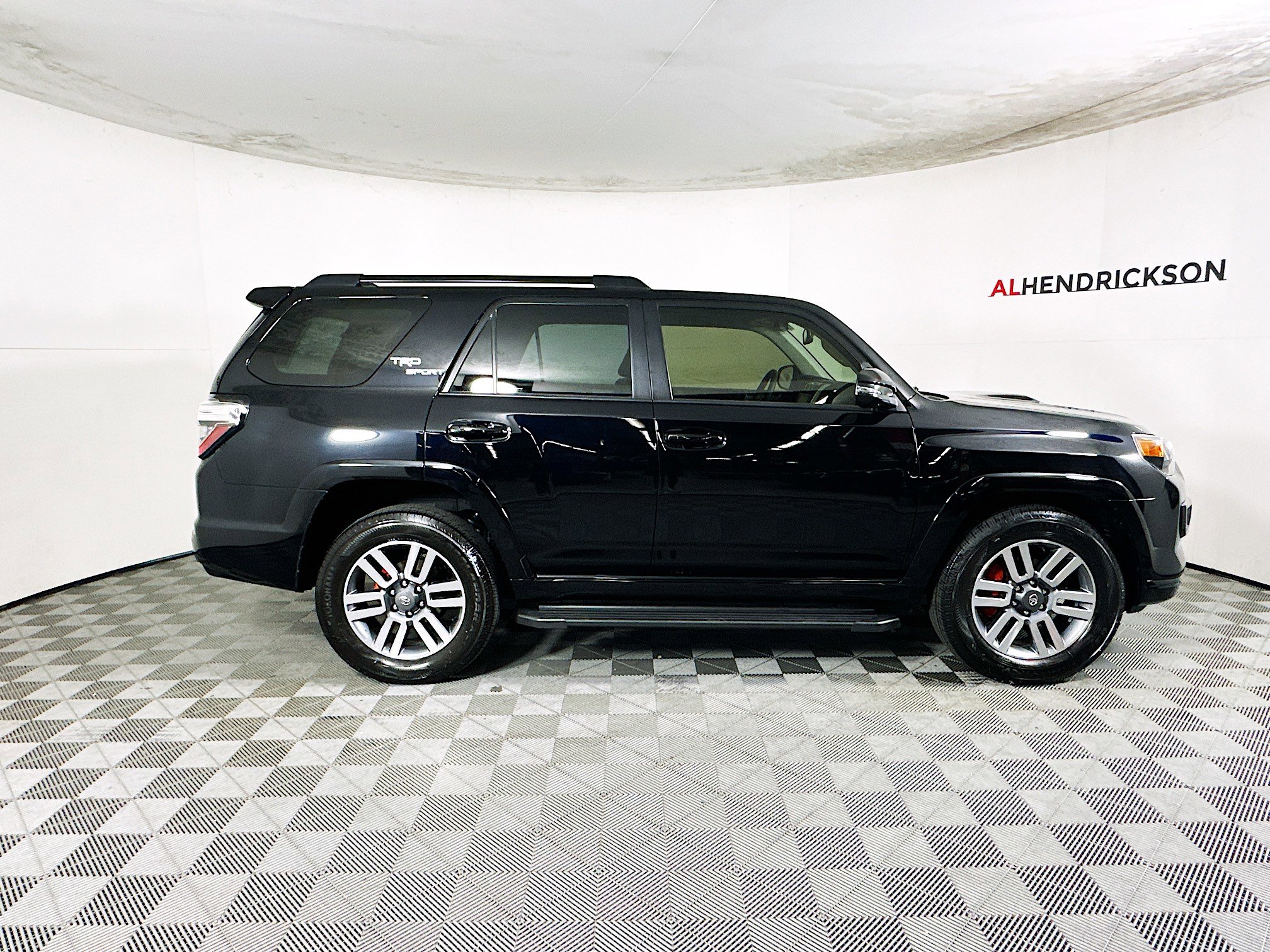 Used 2023 Toyota 4Runner TRD Sport image 2