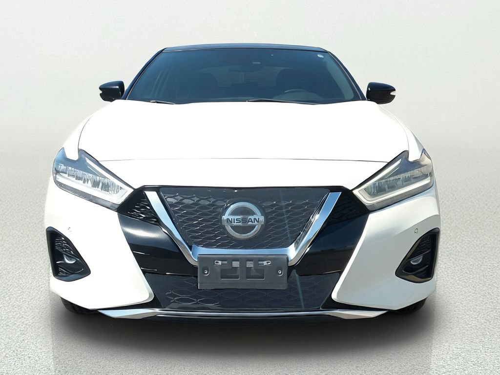 Used 2020 Nissan Maxima SR w/ Sport Mat Group FWD image 2