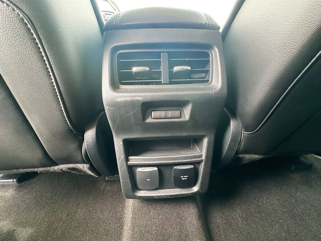 Used 2020 Ford Edge Titanium w/ Equipment Group 301A AWD/4WD image 26