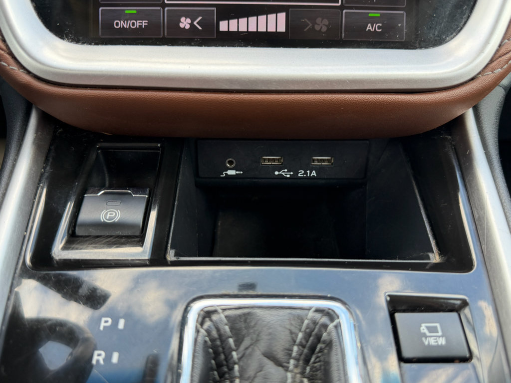 Used 2020 Subaru Outback Touring w/ Popular Package #2 AWD/4WD image 28