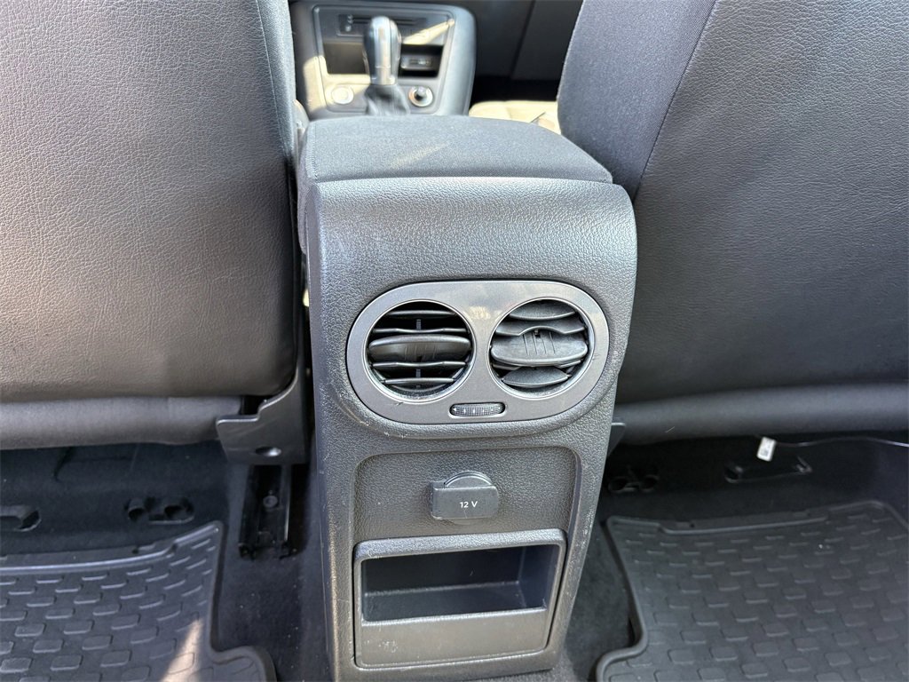 Used 2017 Volkswagen Tiguan Limited w/ Premium Package image 23