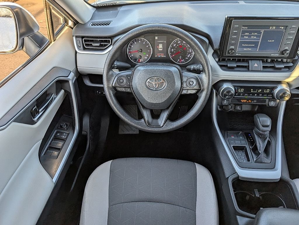 Used 2022 Toyota RAV4 XLE image 22
