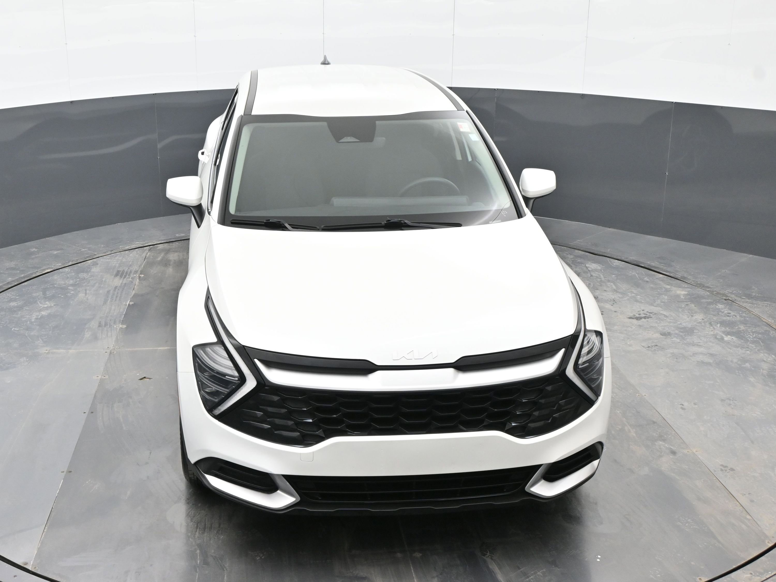 Used 2024 Kia Sportage LX image 30