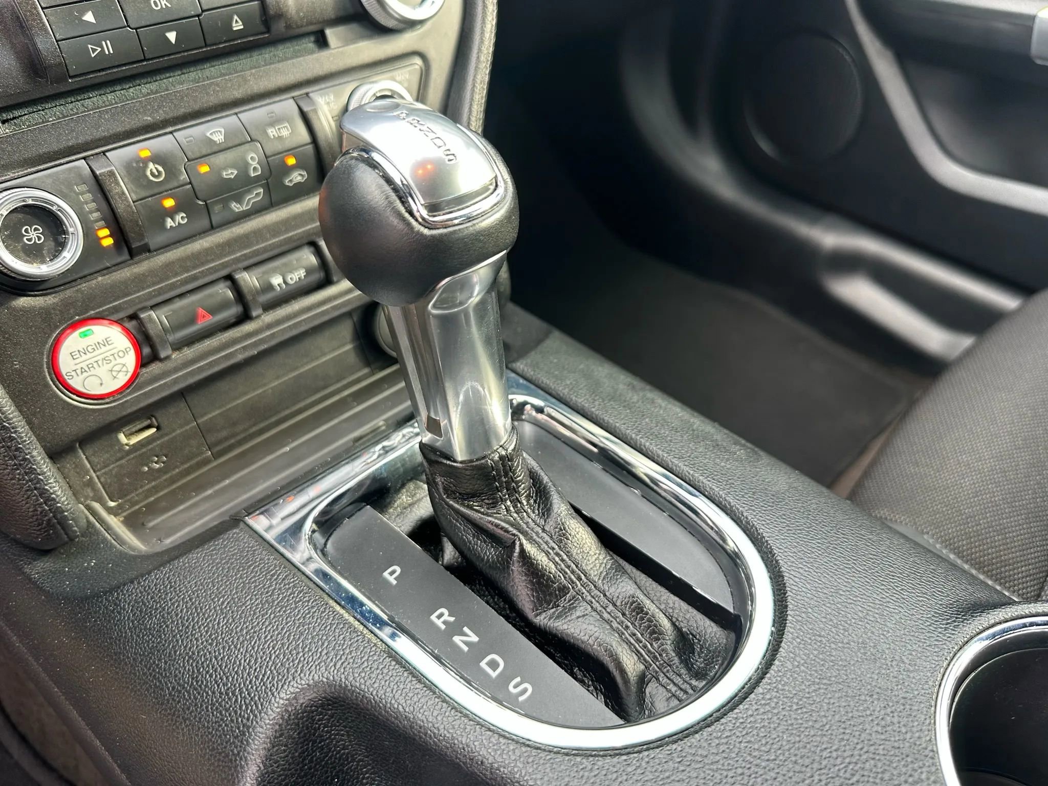 Used 2016 Ford Mustang Coupe image 27