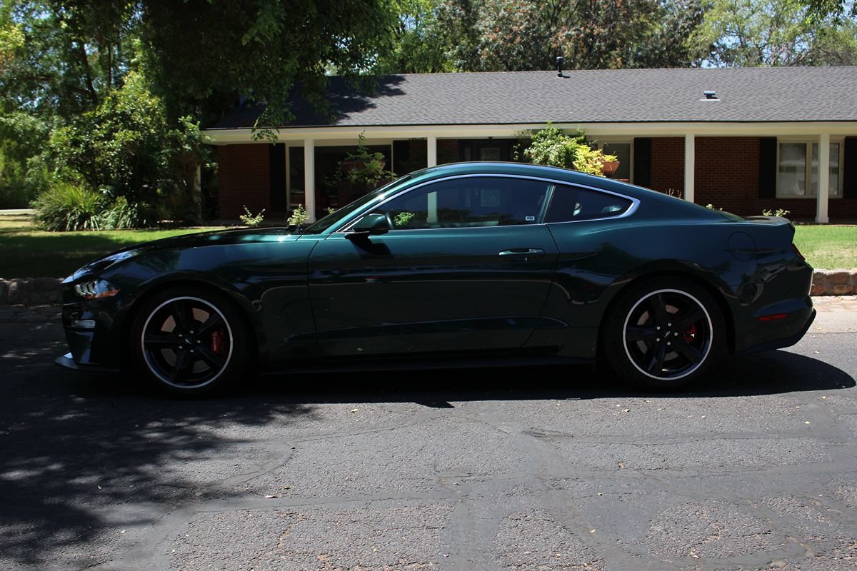 Used 2019 Ford Mustang Bullitt RWD image 2