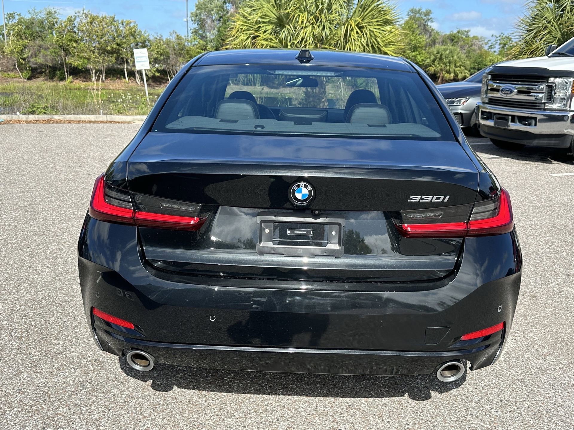 Certified 2025 BMW 330i Sedan image 5