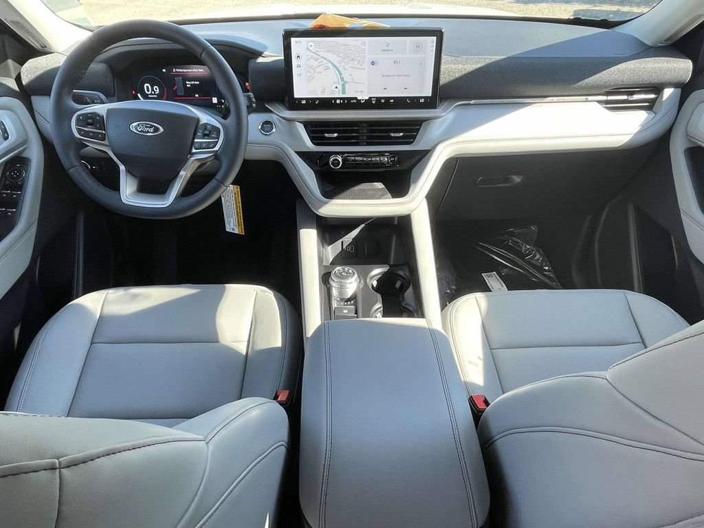 New 2026 Ford Explorer Active w/ Active Comfort Package RWD image 11