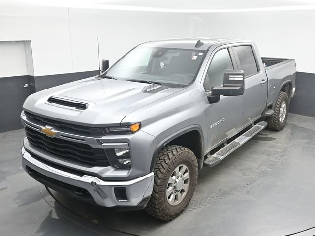 Used 2024 Chevrolet Silverado 2500 LT AWD/4WD image 23